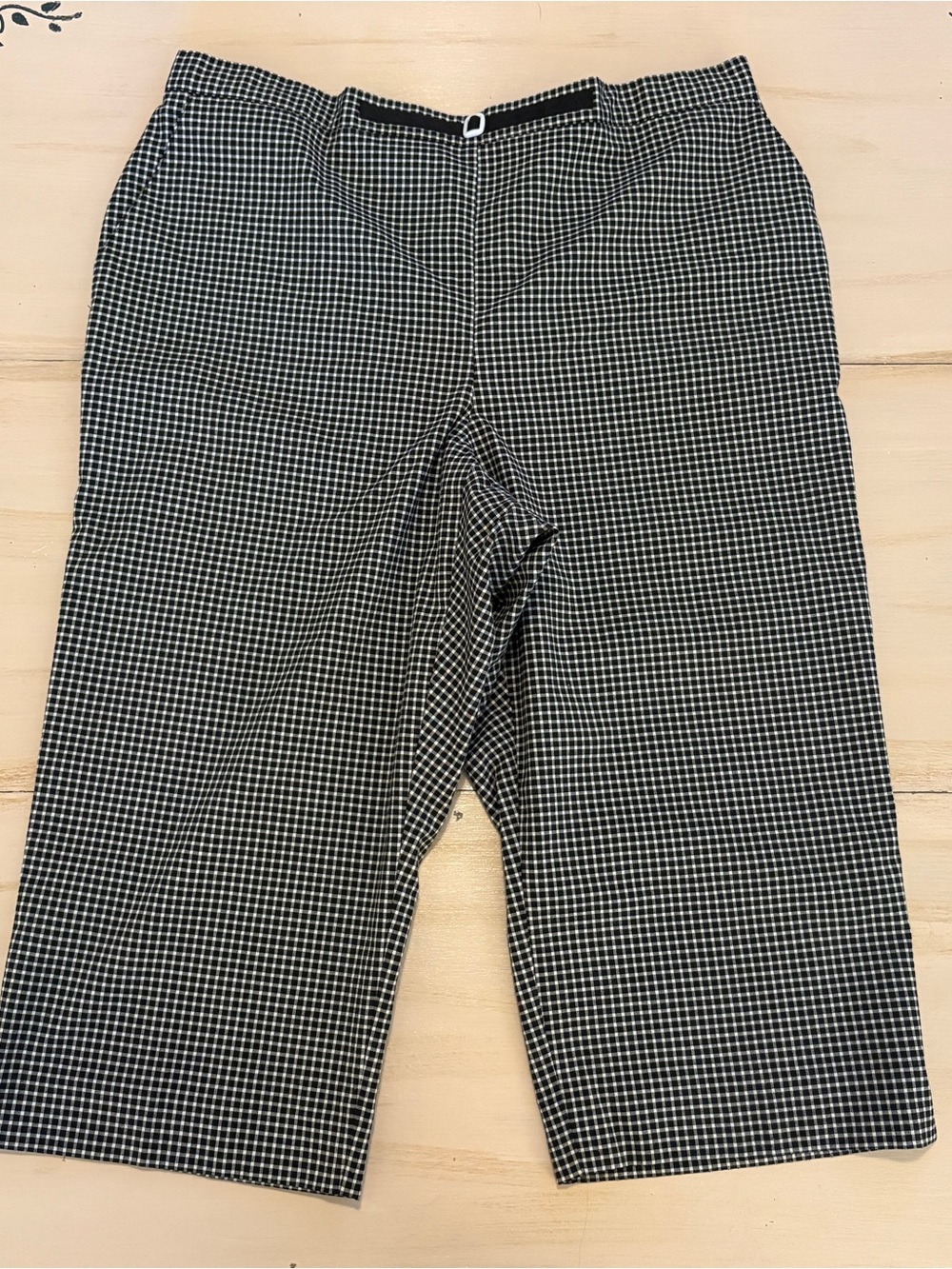 Alfred Dunner Black & White Checked Girls Capris